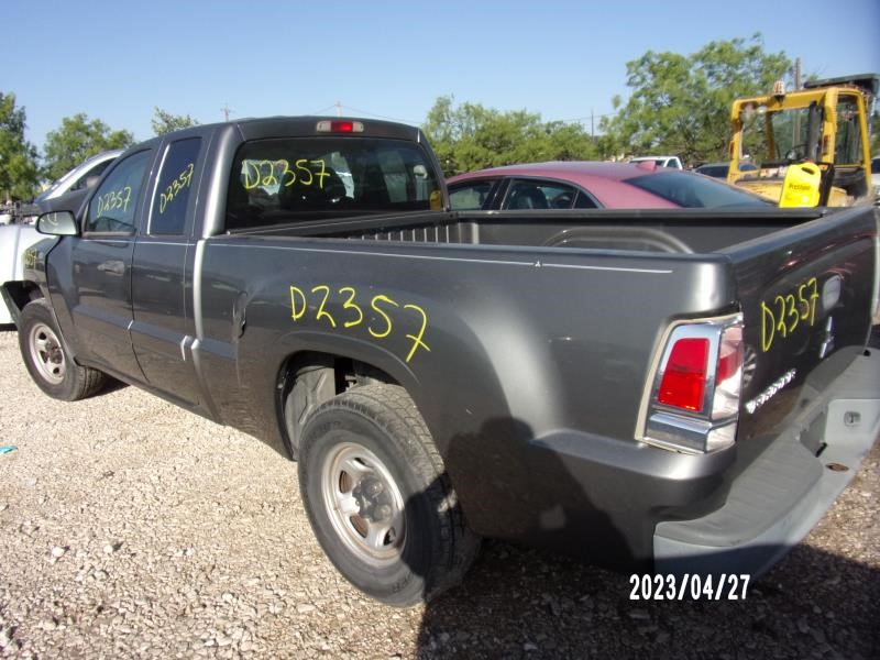 https://f005.backblazeb2.com/file/img-partshotlines-com/Inventory/EX427/Vehicle/2453_08.jpg