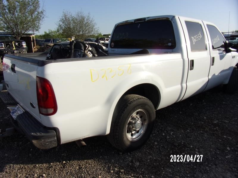 https://f005.backblazeb2.com/file/img-partshotlines-com/Inventory/EX427/Vehicle/2454_05.jpg