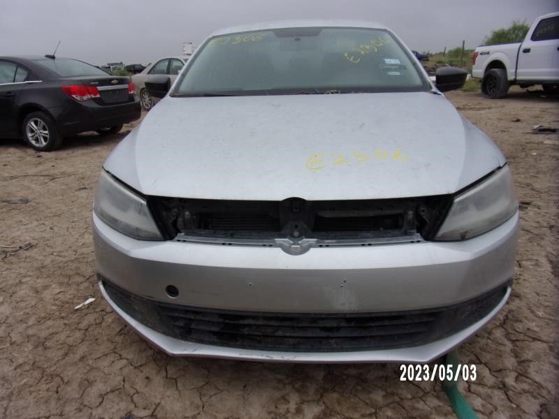 https://f005.backblazeb2.com/file/img-partshotlines-com/Inventory/EX427/Vehicle/2461_02.jpg