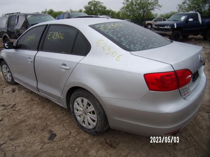 https://f005.backblazeb2.com/file/img-partshotlines-com/Inventory/EX427/Vehicle/2461_06.jpg