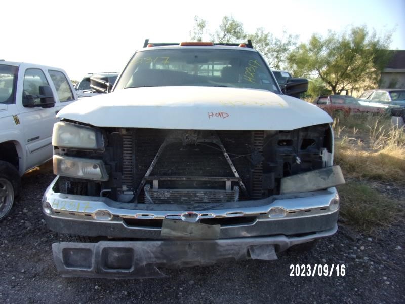 https://f005.backblazeb2.com/file/img-partshotlines-com/Inventory/EX427/Vehicle/2668_02.jpg