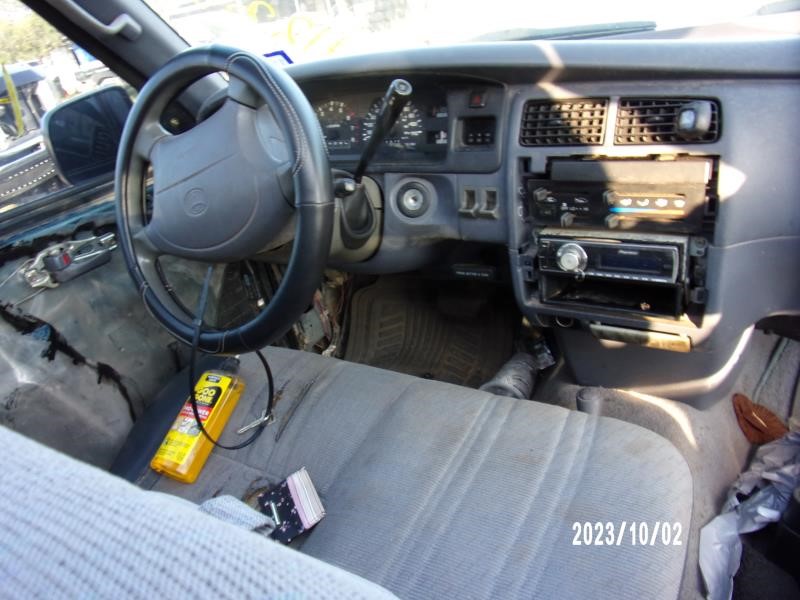 https://f005.backblazeb2.com/file/img-partshotlines-com/Inventory/EX427/Vehicle/2681_08.jpg