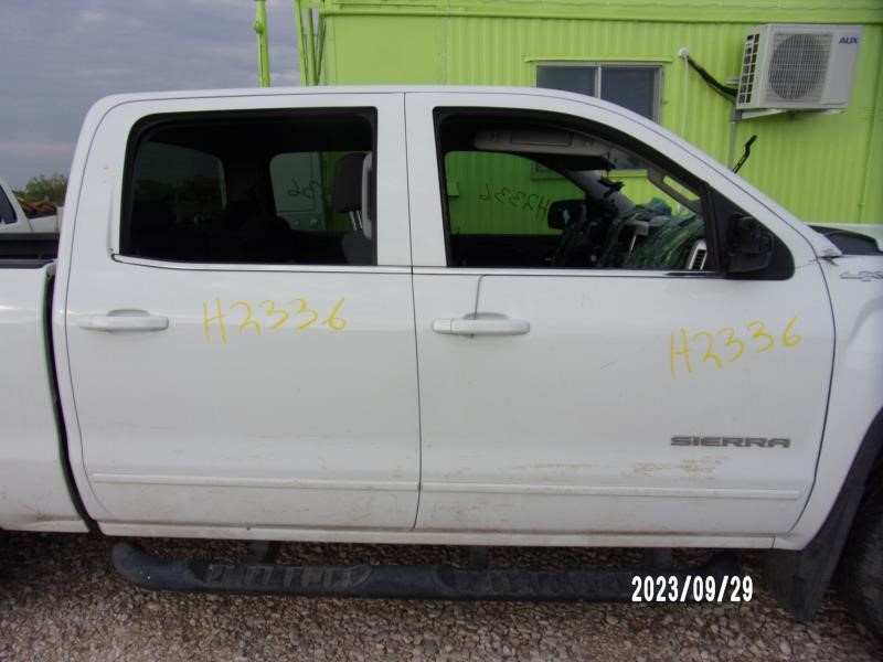 https://f005.backblazeb2.com/file/img-partshotlines-com/Inventory/EX427/Vehicle/2687_04.jpg