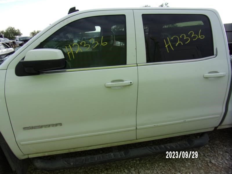 https://f005.backblazeb2.com/file/img-partshotlines-com/Inventory/EX427/Vehicle/2687_08.jpg