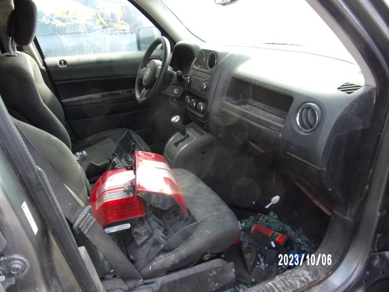 https://f005.backblazeb2.com/file/img-partshotlines-com/Inventory/EX427/Vehicle/2701_08.jpg