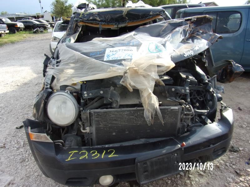 https://f005.backblazeb2.com/file/img-partshotlines-com/Inventory/EX427/Vehicle/2706_02.jpg