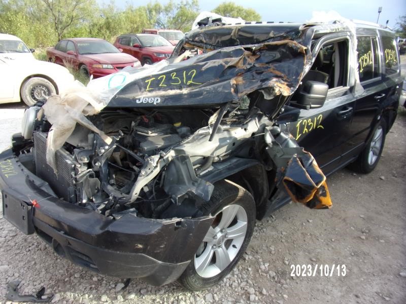 https://f005.backblazeb2.com/file/img-partshotlines-com/Inventory/EX427/Vehicle/2706_03.jpg