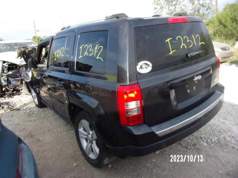 https://f005.backblazeb2.com/file/img-partshotlines-com/Inventory/EX427/Vehicle/2706_04.jpg