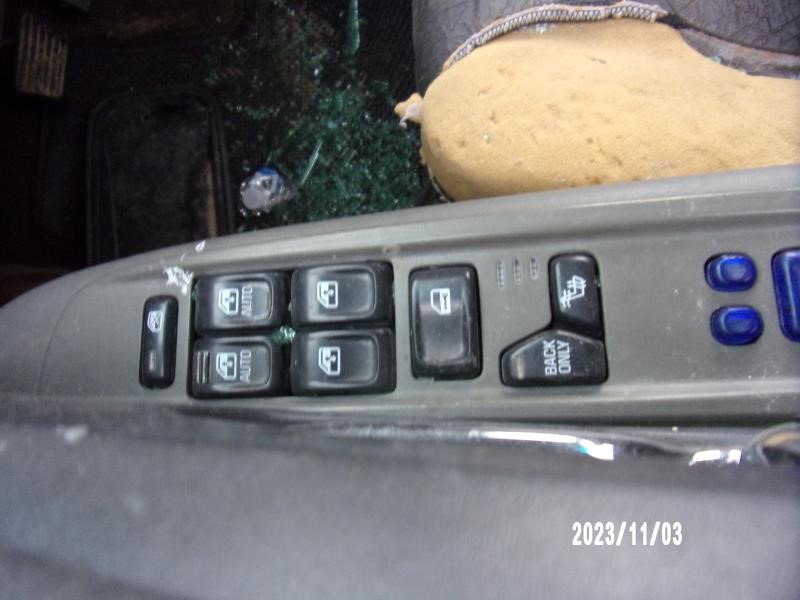 https://f005.backblazeb2.com/file/img-partshotlines-com/Inventory/EX427/Vehicle/2747_11.jpg