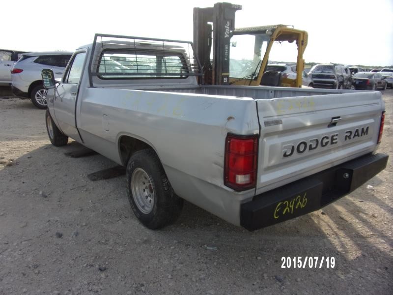 https://f005.backblazeb2.com/file/img-partshotlines-com/Inventory/EX427/Vehicle/3148_04.jpg