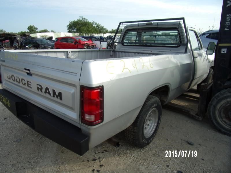https://f005.backblazeb2.com/file/img-partshotlines-com/Inventory/EX427/Vehicle/3148_06.jpg