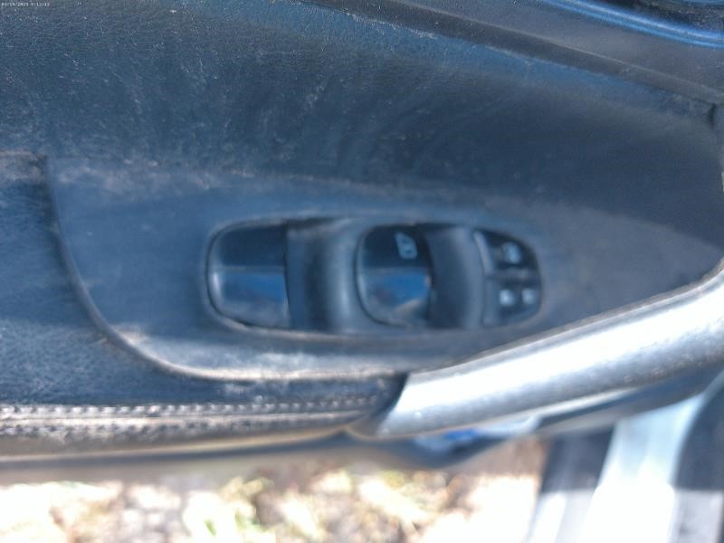https://f005.backblazeb2.com/file/img-partshotlines-com/Inventory/EX427/Vehicle/3236_12.jpg