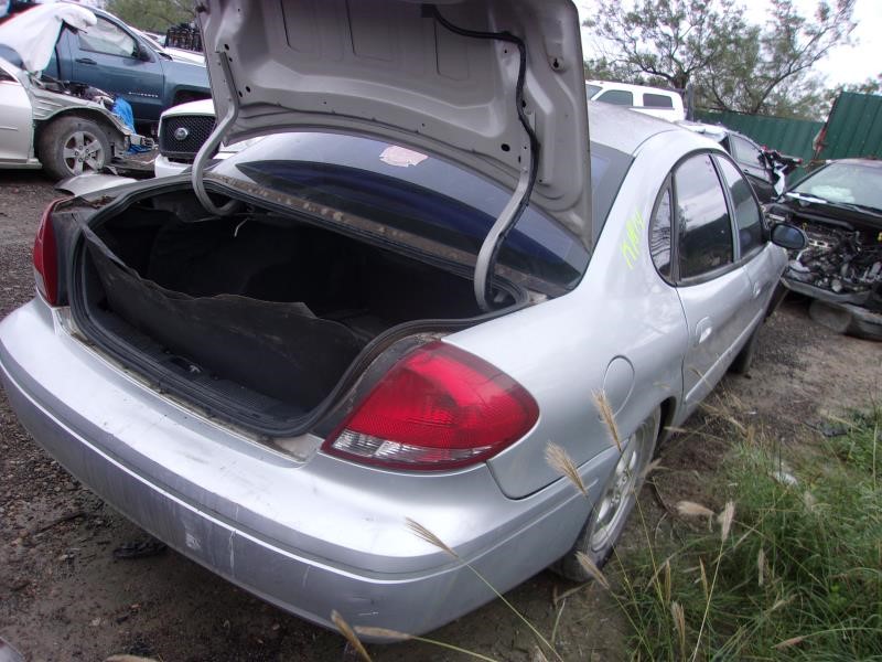 https://f005.backblazeb2.com/file/img-partshotlines-com/Inventory/EX427/Vehicle/376_03.jpg