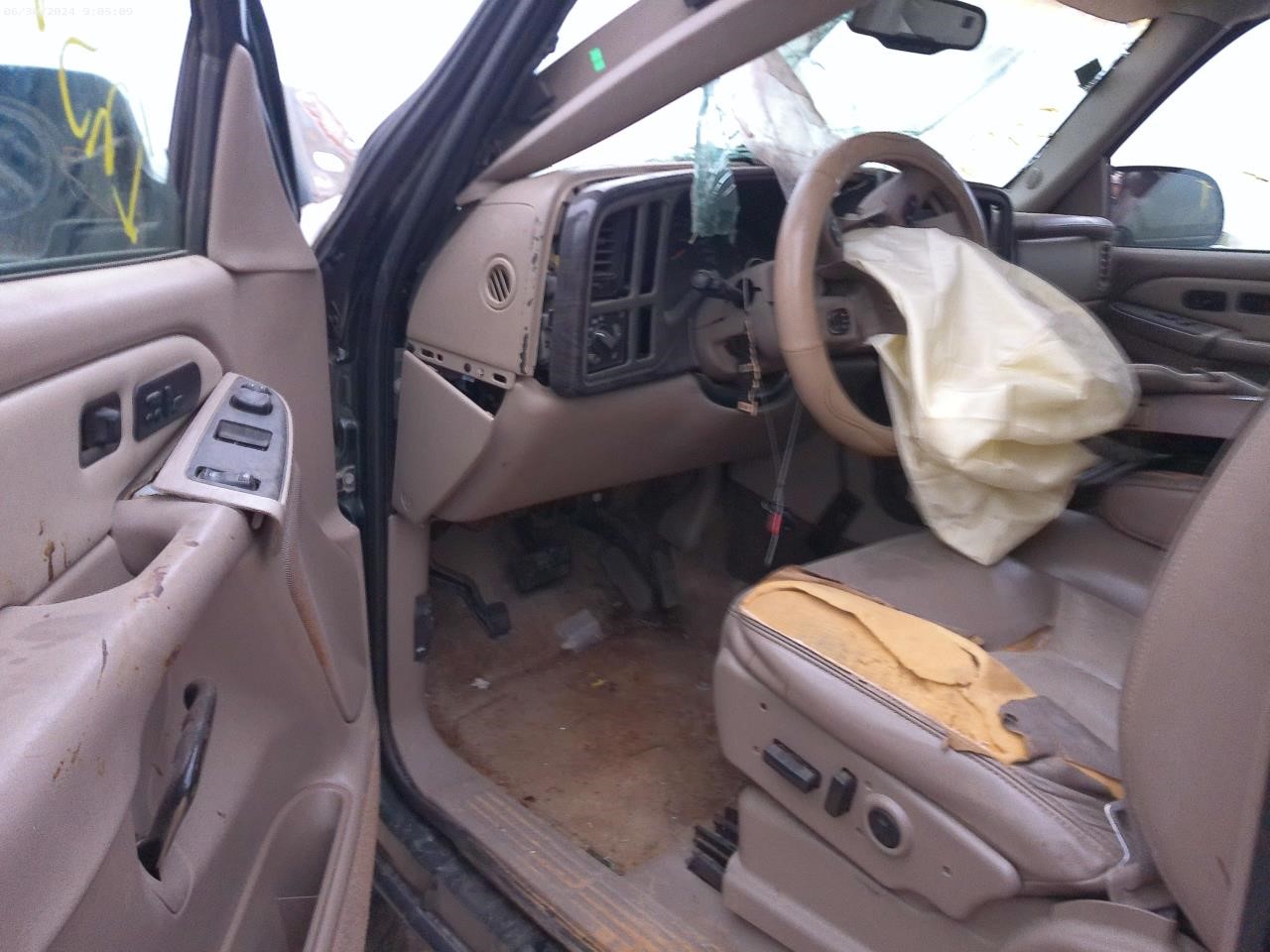 https://f005.backblazeb2.com/file/img-partshotlines-com/Inventory/EX427/Vehicle/3911_07.jpg