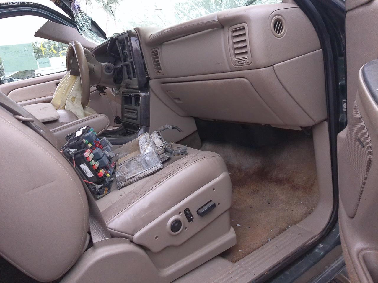 https://f005.backblazeb2.com/file/img-partshotlines-com/Inventory/EX427/Vehicle/3911_12.jpg
