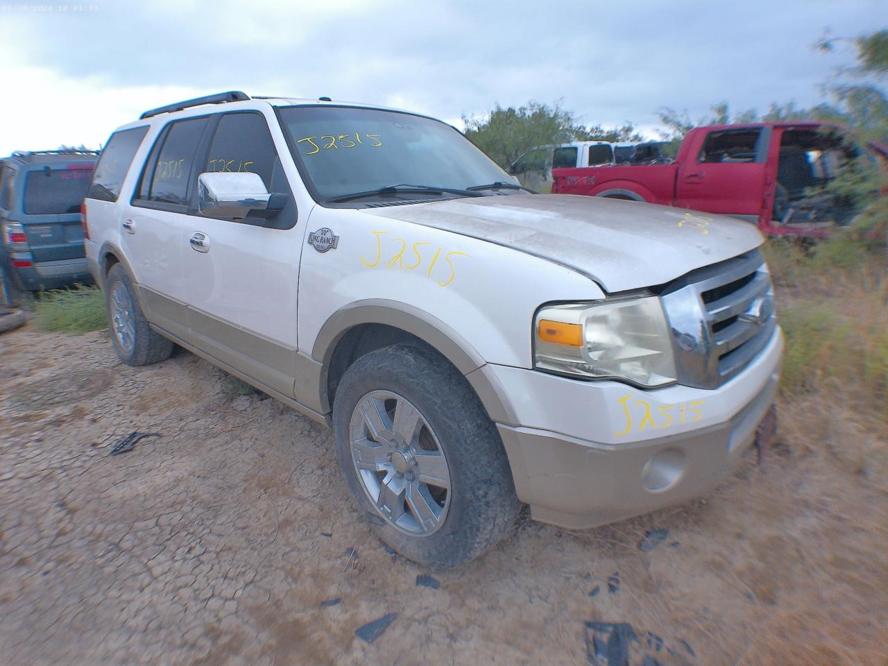https://f005.backblazeb2.com/file/img-partshotlines-com/Inventory/EX427/Vehicle/3938_01.jpg
