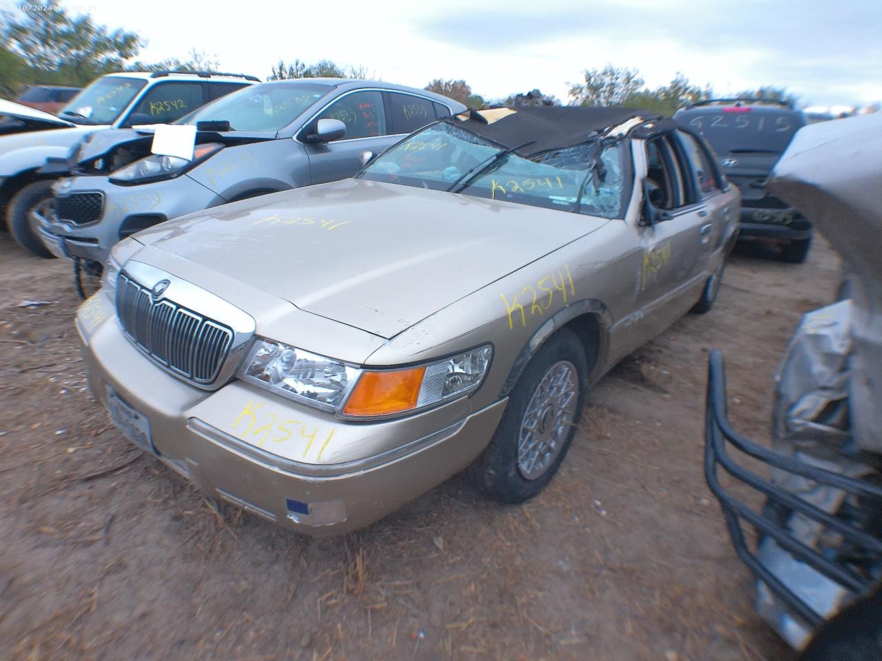 https://f005.backblazeb2.com/file/img-partshotlines-com/Inventory/EX427/Vehicle/3997_03.jpg
