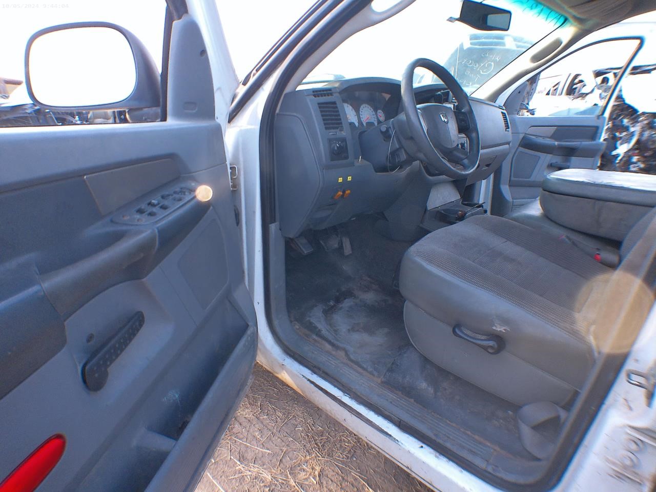 https://f005.backblazeb2.com/file/img-partshotlines-com/Inventory/EX427/Vehicle/4049_08.jpg