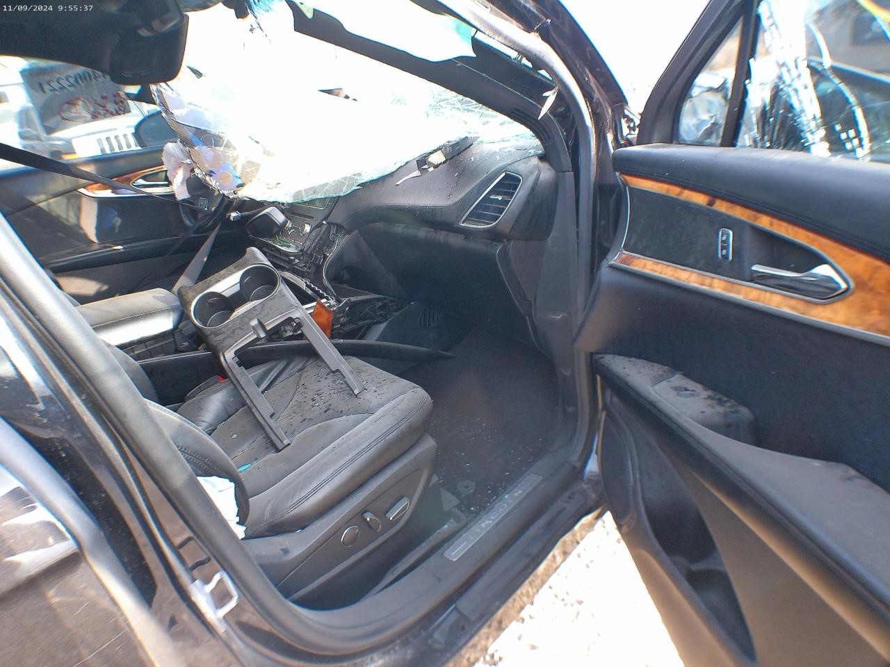 https://f005.backblazeb2.com/file/img-partshotlines-com/Inventory/EX427/Vehicle/4119_10.jpg