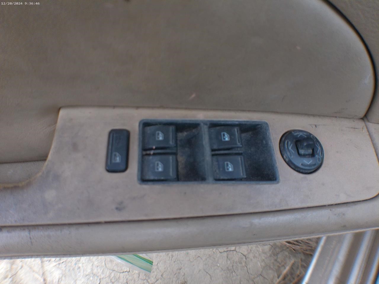 https://f005.backblazeb2.com/file/img-partshotlines-com/Inventory/EX427/Vehicle/4174_10.jpg