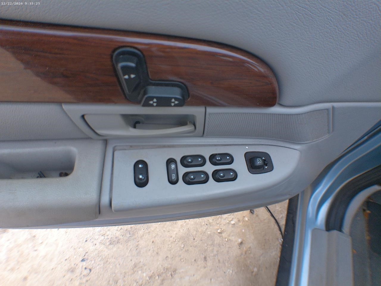 https://f005.backblazeb2.com/file/img-partshotlines-com/Inventory/EX427/Vehicle/4186_10.jpg