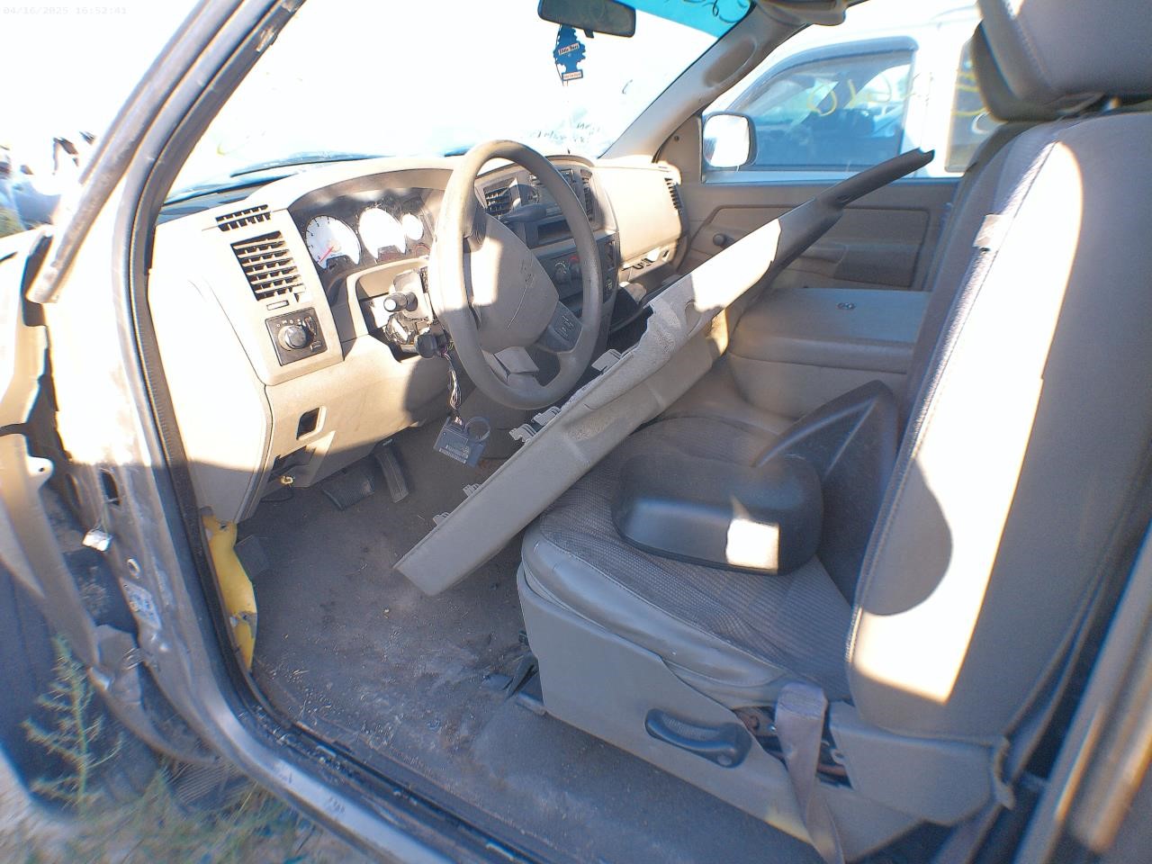 https://f005.backblazeb2.com/file/img-partshotlines-com/Inventory/EX427/Vehicle/4228_07.jpg