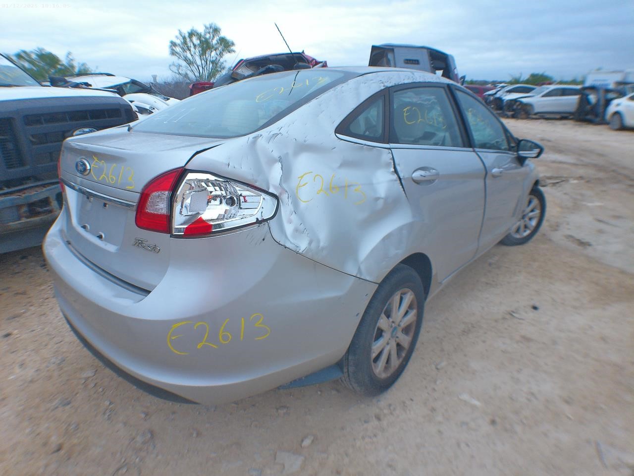 https://f005.backblazeb2.com/file/img-partshotlines-com/Inventory/EX427/Vehicle/4237_05.jpg