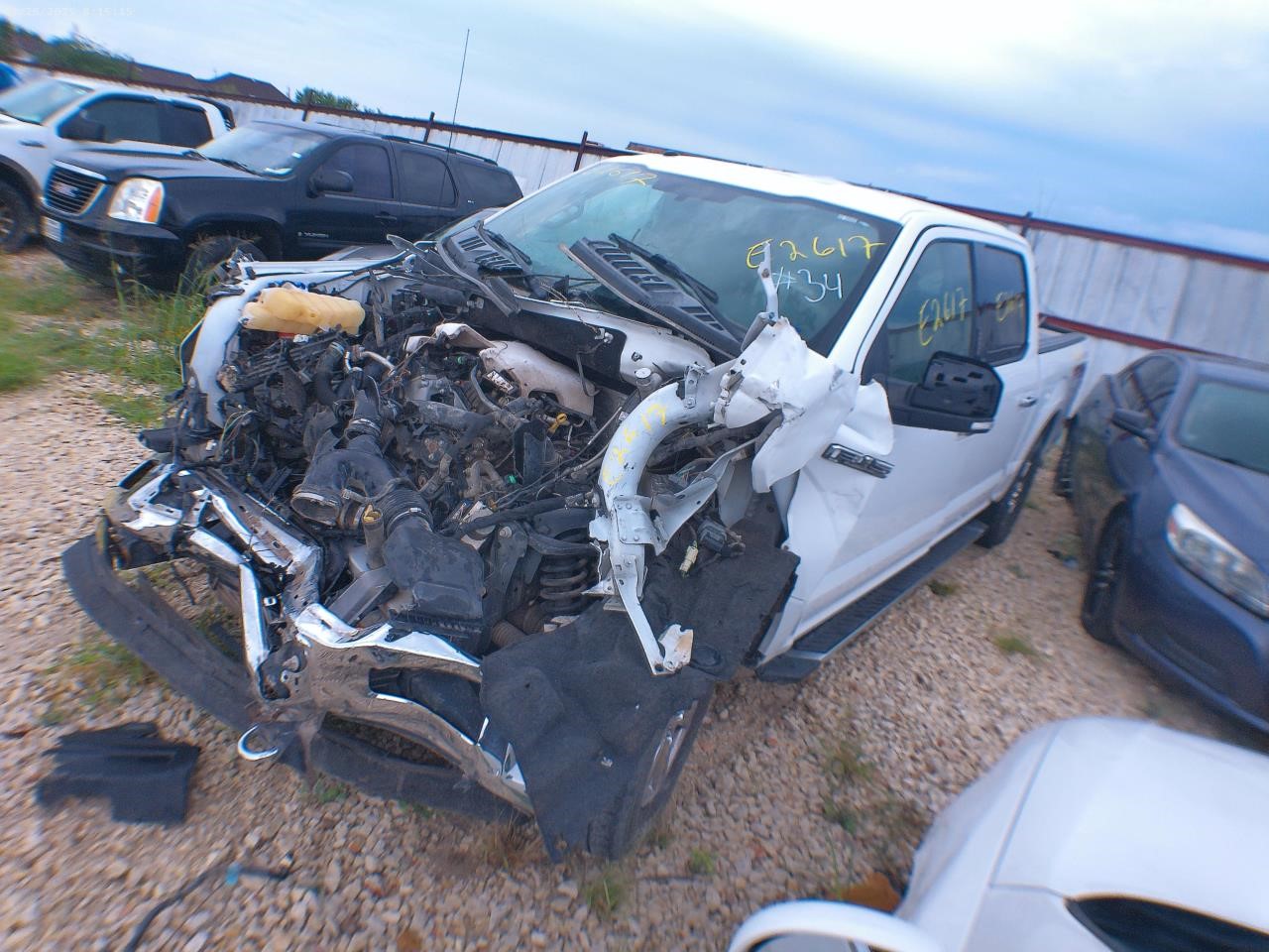https://f005.backblazeb2.com/file/img-partshotlines-com/Inventory/EX427/Vehicle/4241_01.jpg
