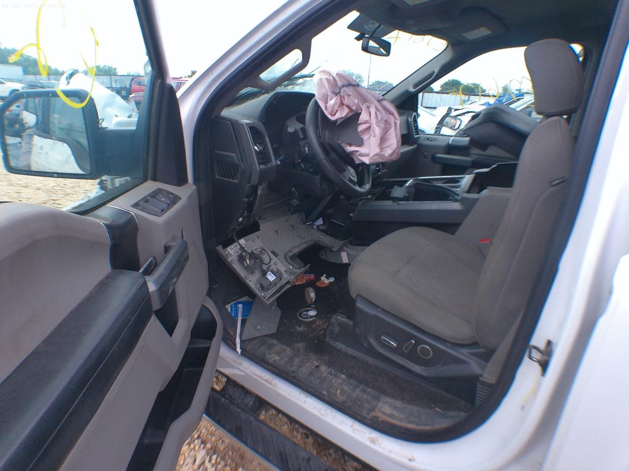 https://f005.backblazeb2.com/file/img-partshotlines-com/Inventory/EX427/Vehicle/4241_09.jpg