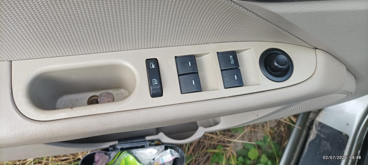 https://f005.backblazeb2.com/file/img-partshotlines-com/Inventory/EX427/Vehicle/4262_10.jpg