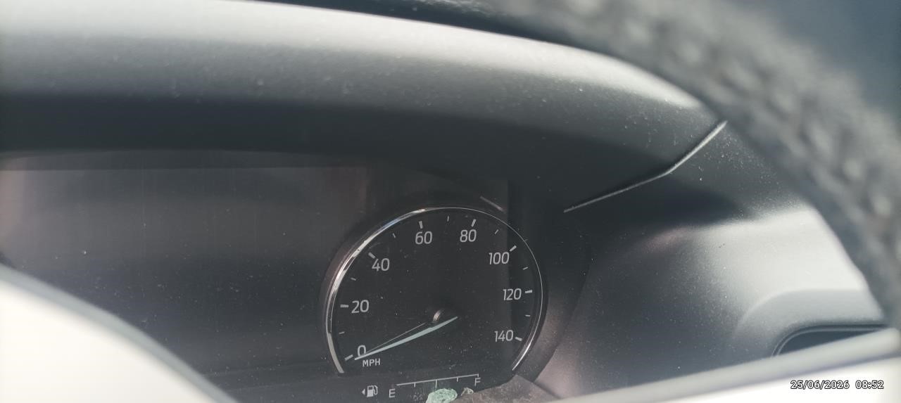 https://f005.backblazeb2.com/file/img-partshotlines-com/Inventory/EX427/Vehicle/4312_15.jpg