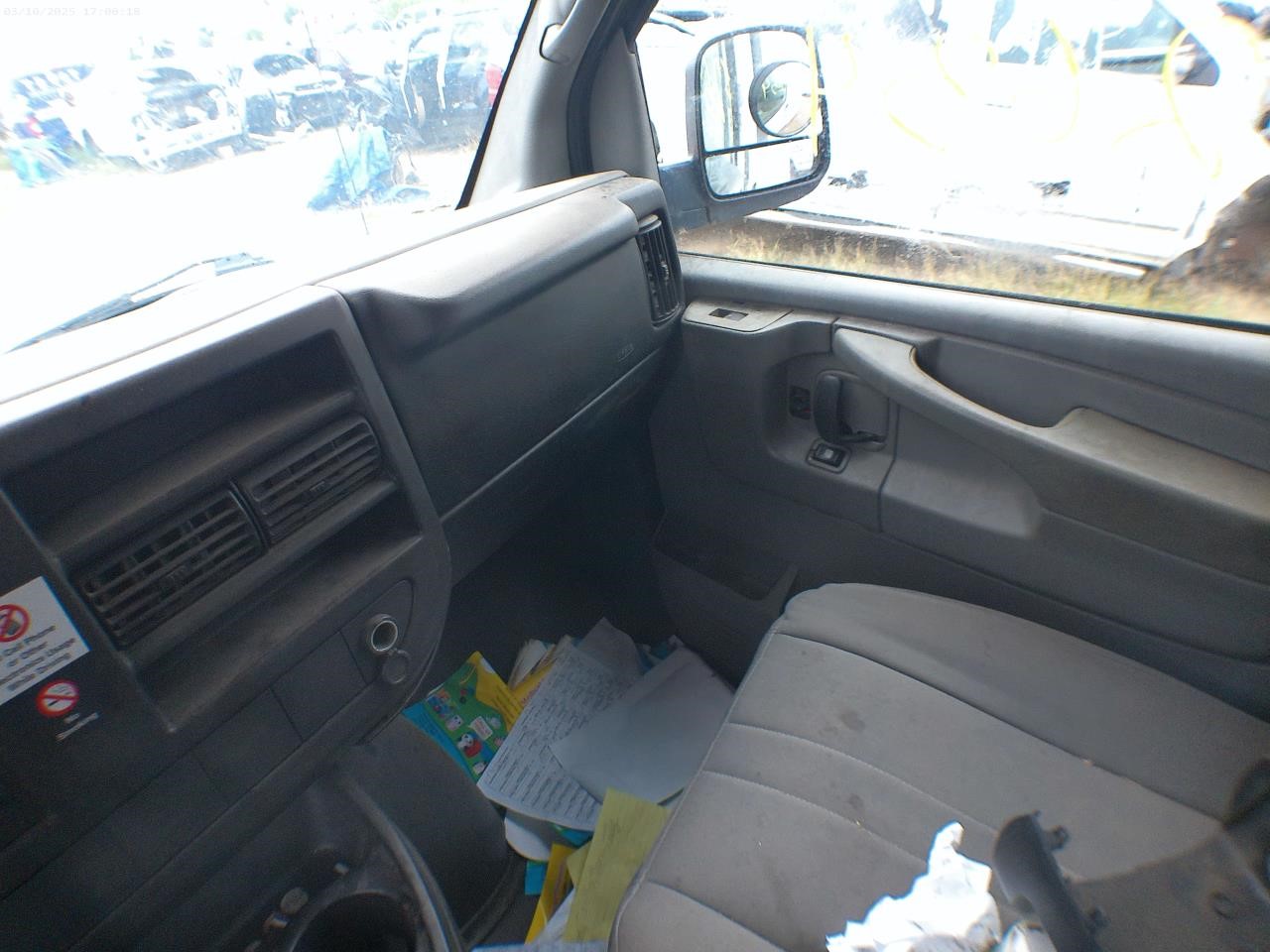 https://f005.backblazeb2.com/file/img-partshotlines-com/Inventory/EX427/Vehicle/4323_12.jpg