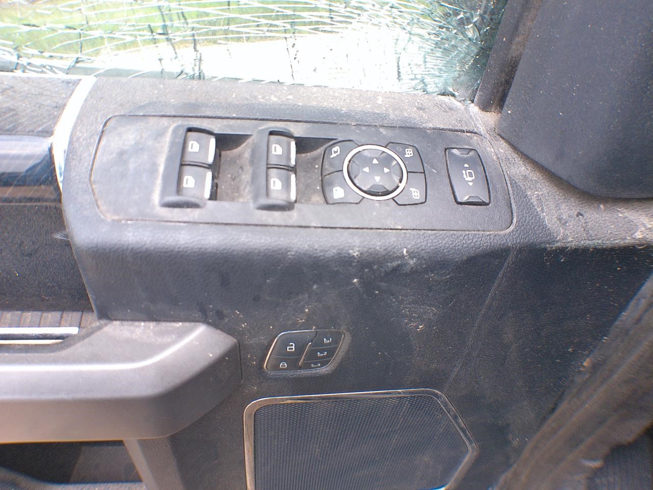 https://f005.backblazeb2.com/file/img-partshotlines-com/Inventory/EX427/Vehicle/4354_08.jpg