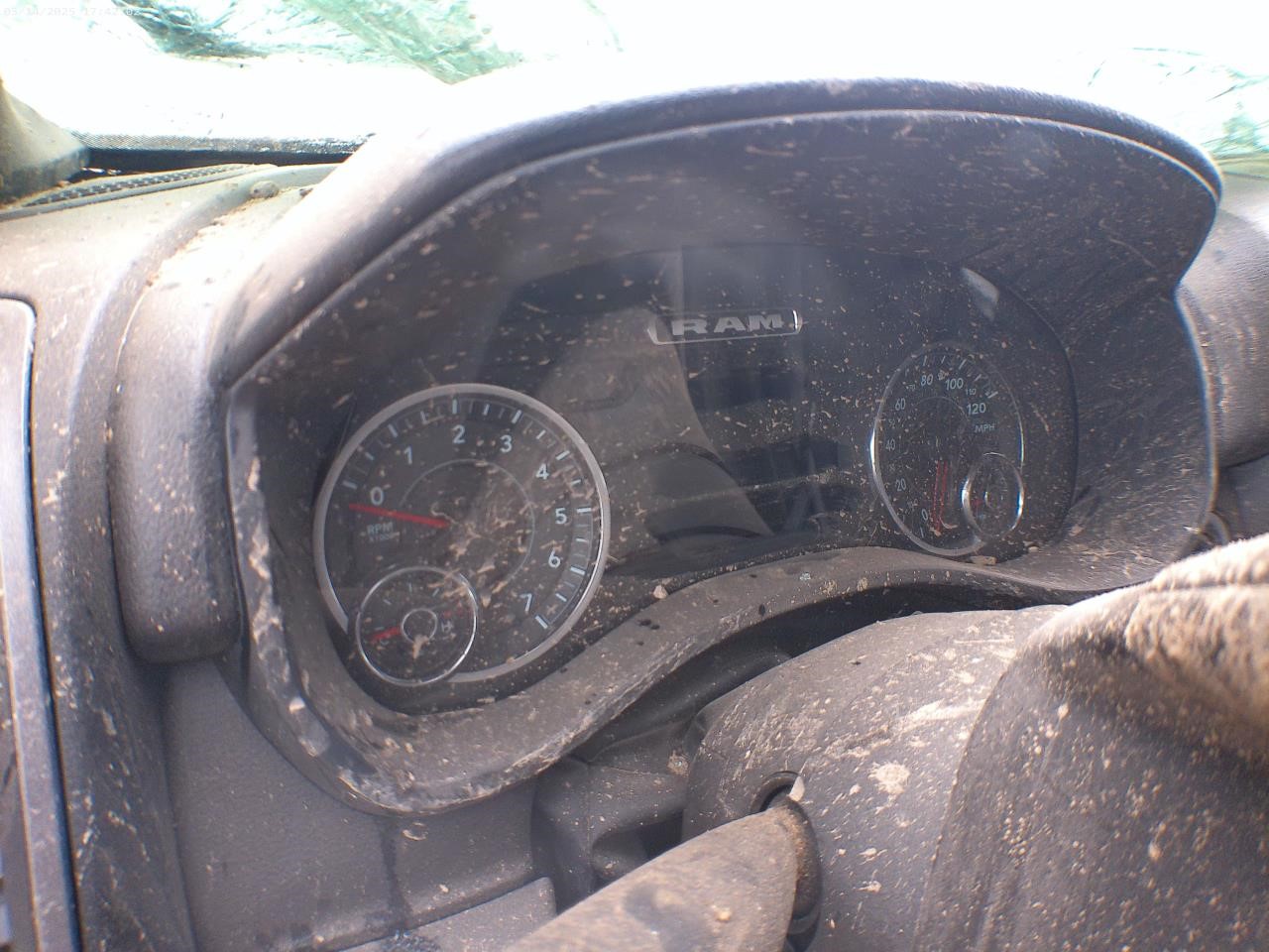https://f005.backblazeb2.com/file/img-partshotlines-com/Inventory/EX427/Vehicle/4373_10.jpg