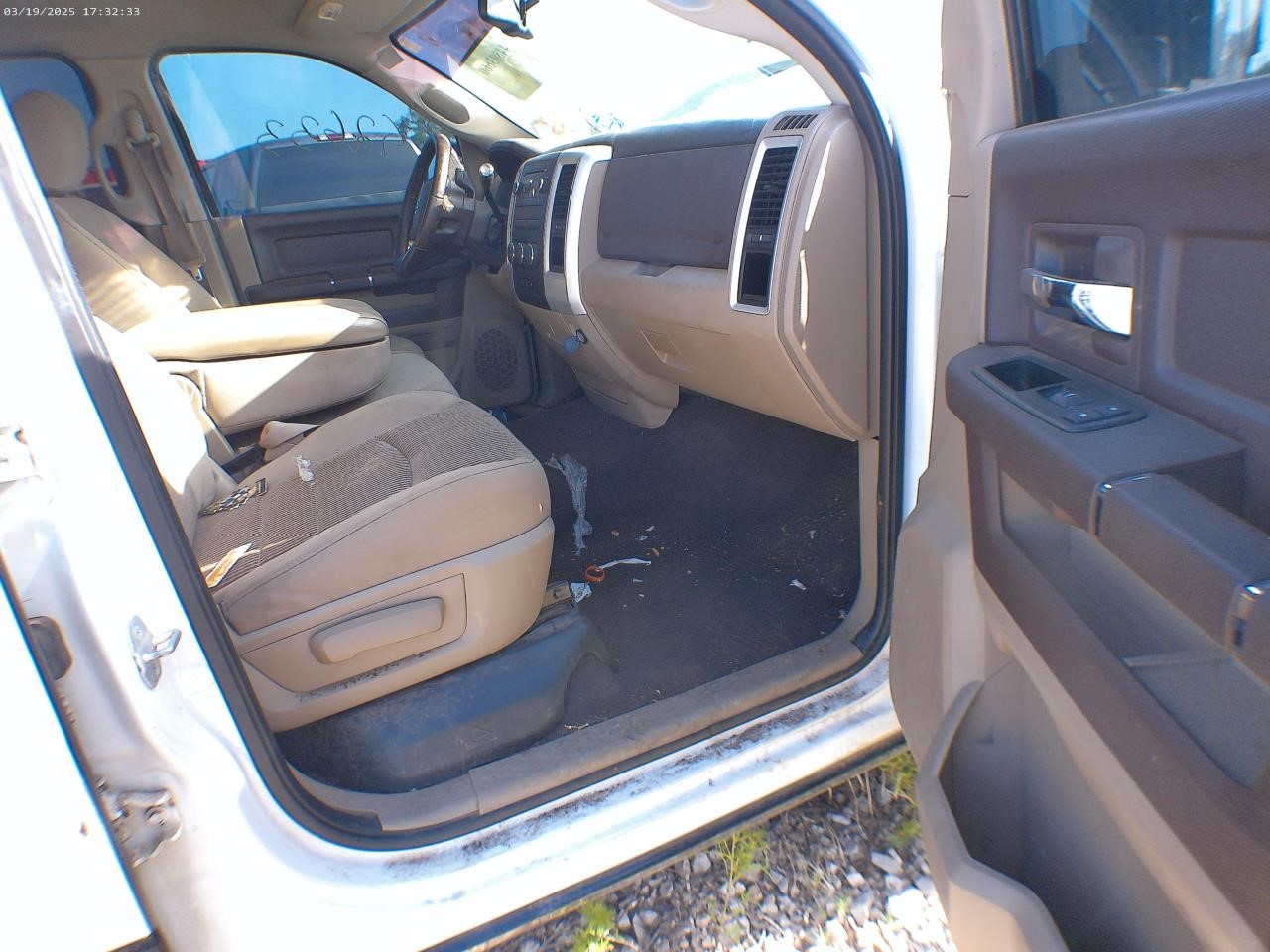 https://f005.backblazeb2.com/file/img-partshotlines-com/Inventory/EX427/Vehicle/4389_12.jpg