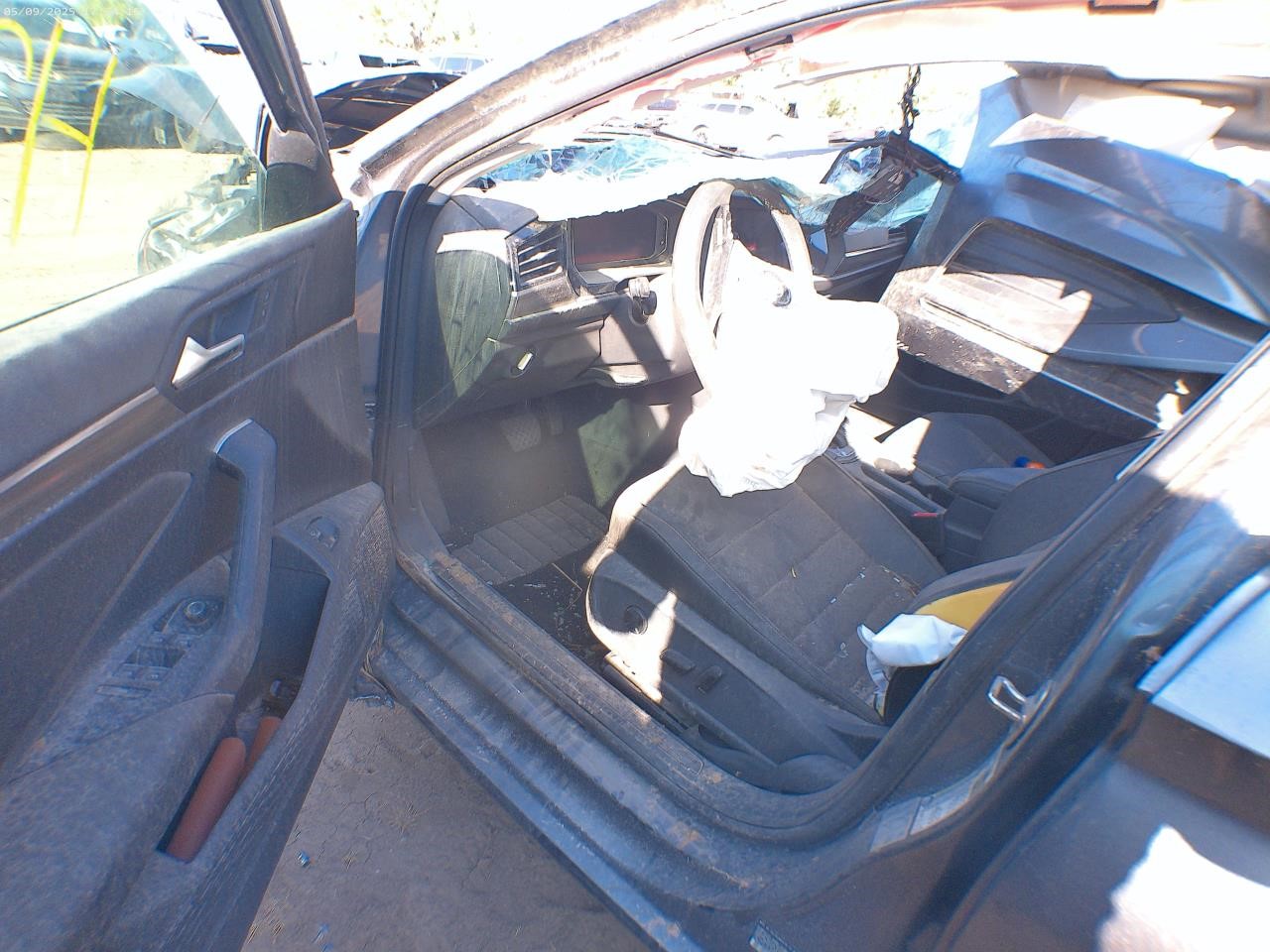 https://f005.backblazeb2.com/file/img-partshotlines-com/Inventory/EX427/Vehicle/4422_11.jpg