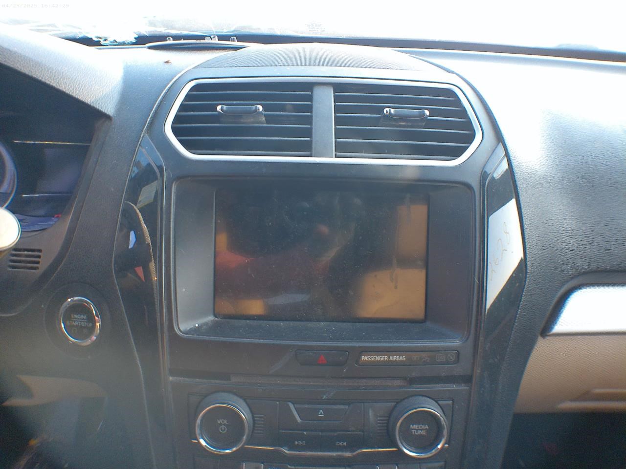 https://f005.backblazeb2.com/file/img-partshotlines-com/Inventory/EX427/Vehicle/4445_12.jpg