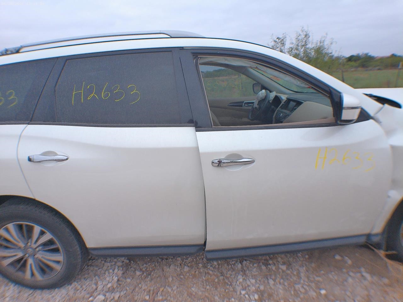 https://f005.backblazeb2.com/file/img-partshotlines-com/Inventory/EX427/Vehicle/4453_08.jpg