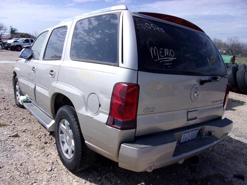 https://f005.backblazeb2.com/file/img-partshotlines-com/Inventory/EX427/Vehicle/452_04.jpg