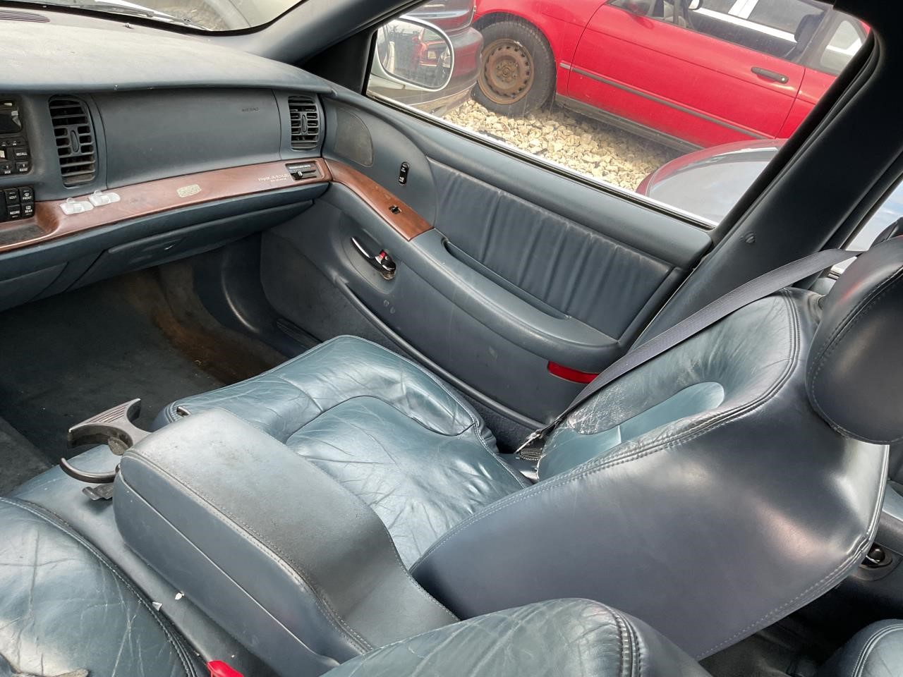 https://f005.backblazeb2.com/file/img-partshotlines-com/Inventory/EX436/Vehicle/12462_09.jpg