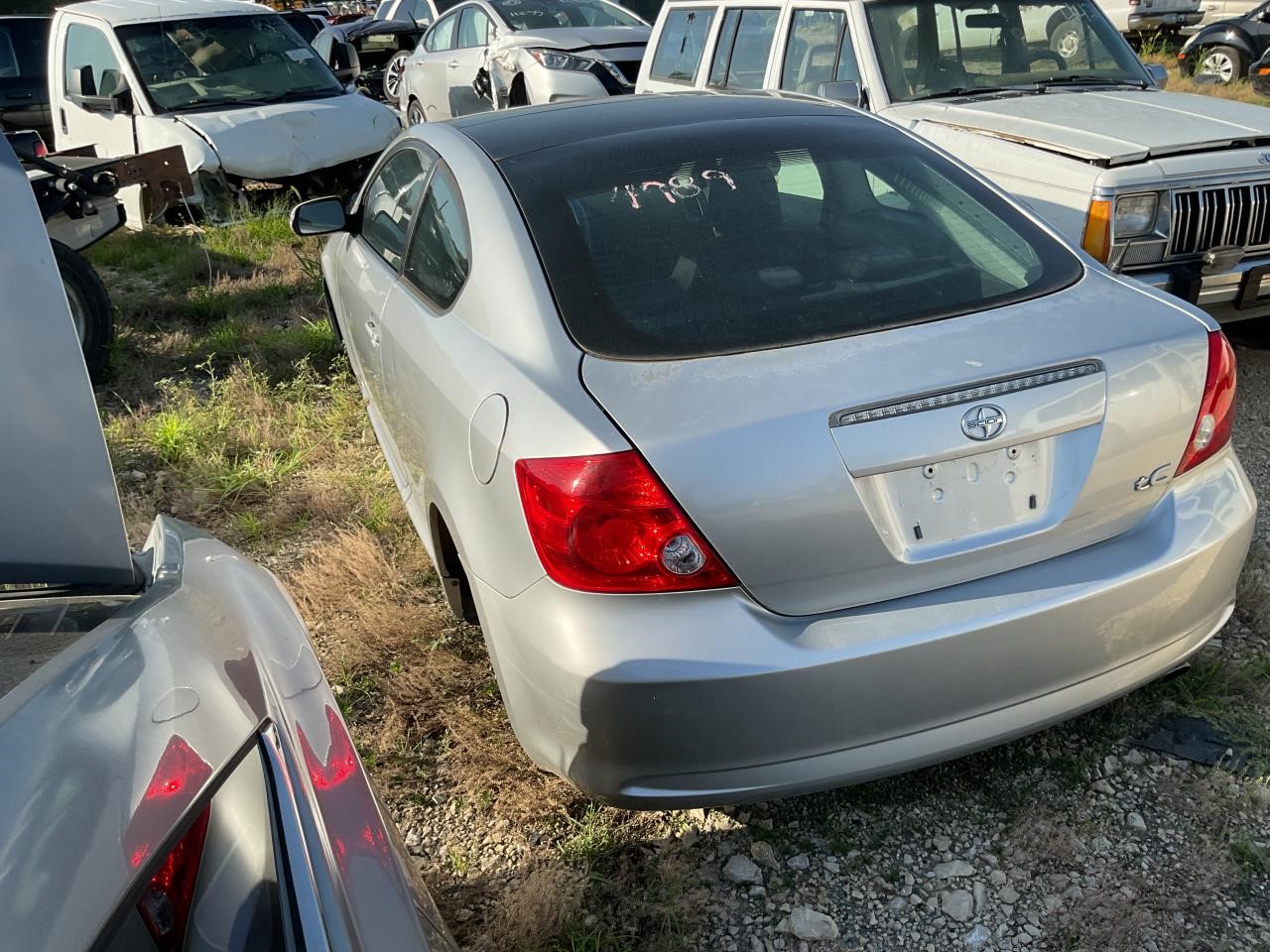 https://f005.backblazeb2.com/file/img-partshotlines-com/Inventory/EX436/Vehicle/12515_02.jpg