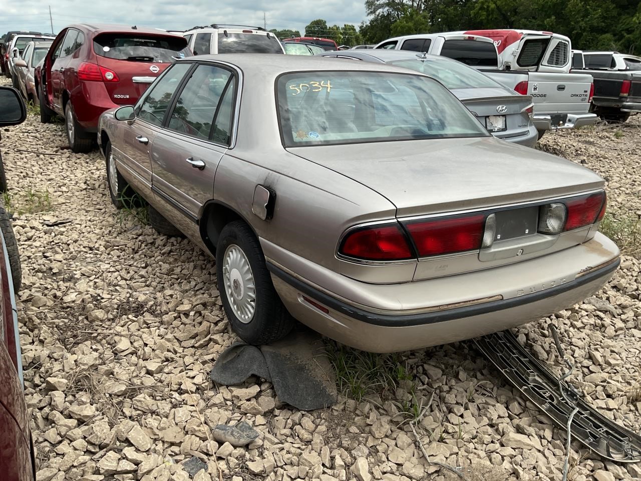 https://f005.backblazeb2.com/file/img-partshotlines-com/Inventory/EX436/Vehicle/12560_02.jpg