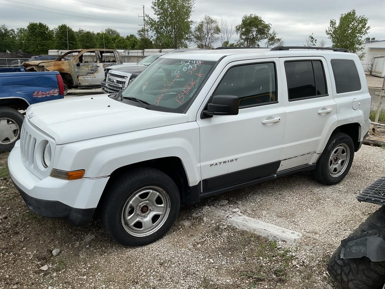 https://f005.backblazeb2.com/file/img-partshotlines-com/Inventory/EX436/Vehicle/12766_02.jpg