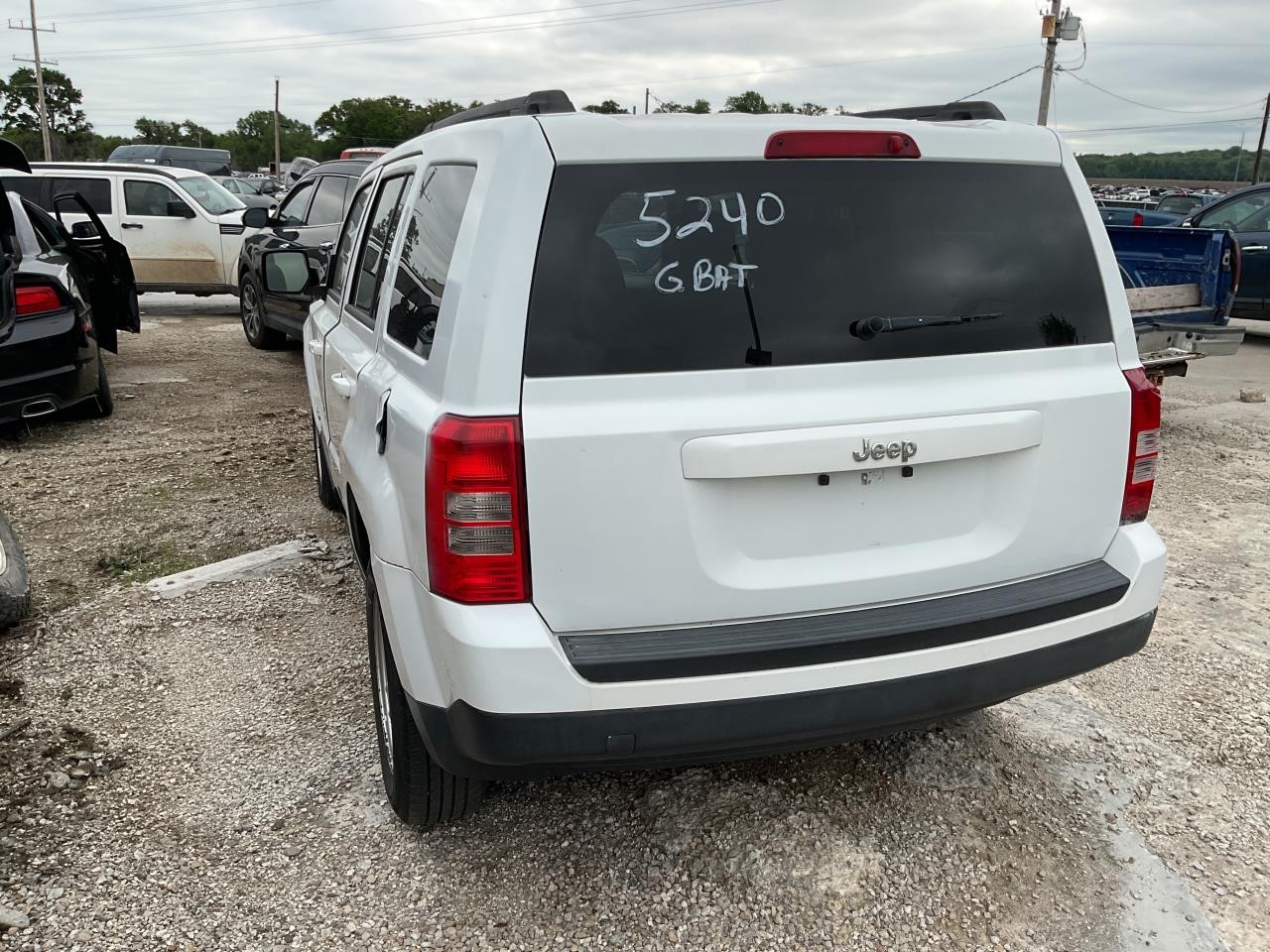 https://f005.backblazeb2.com/file/img-partshotlines-com/Inventory/EX436/Vehicle/12766_03.jpg