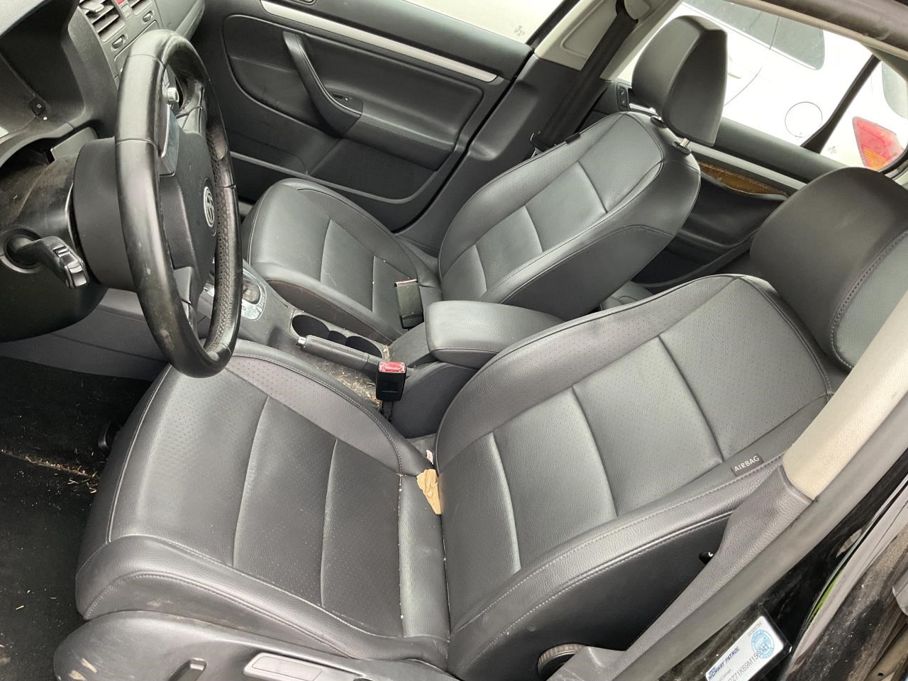 https://f005.backblazeb2.com/file/img-partshotlines-com/Inventory/EX436/Vehicle/12768_06.jpg