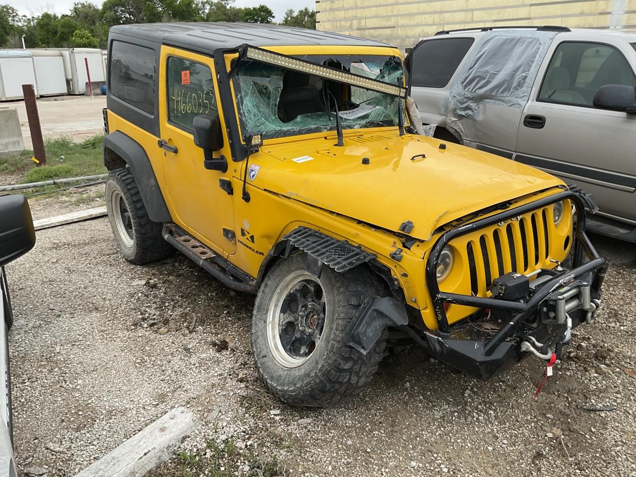 https://f005.backblazeb2.com/file/img-partshotlines-com/Inventory/EX436/Vehicle/12803_06.jpg