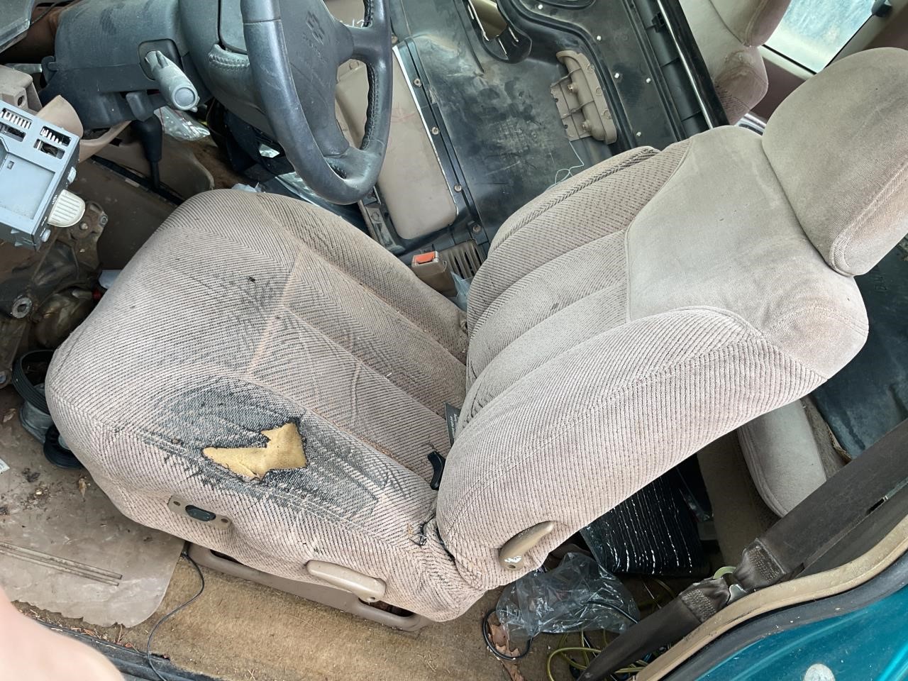 https://f005.backblazeb2.com/file/img-partshotlines-com/Inventory/EX436/Vehicle/12839_05.jpg