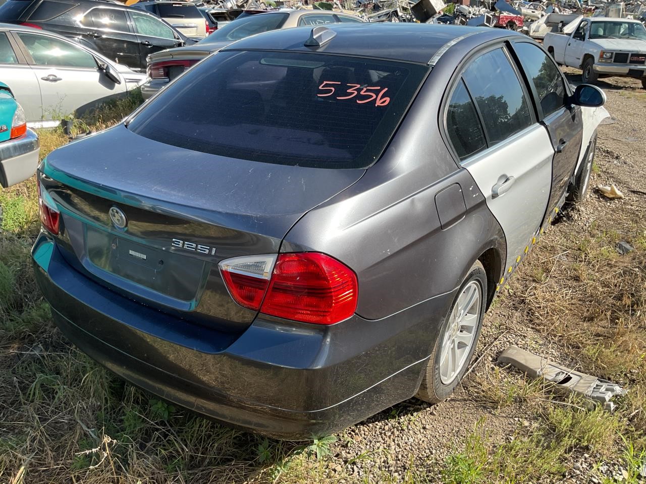 https://f005.backblazeb2.com/file/img-partshotlines-com/Inventory/EX436/Vehicle/12885_03.jpg