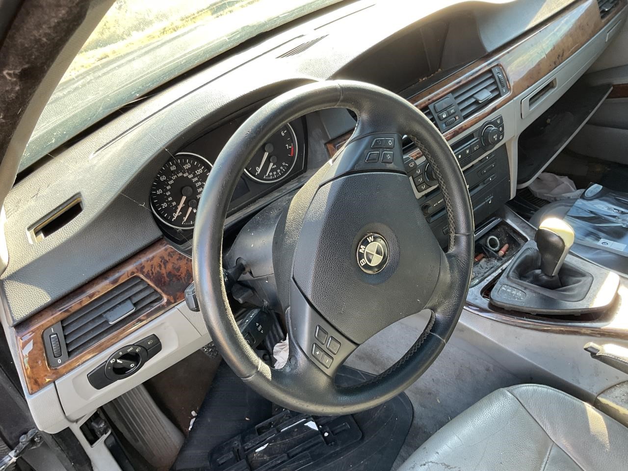 https://f005.backblazeb2.com/file/img-partshotlines-com/Inventory/EX436/Vehicle/12885_06.jpg