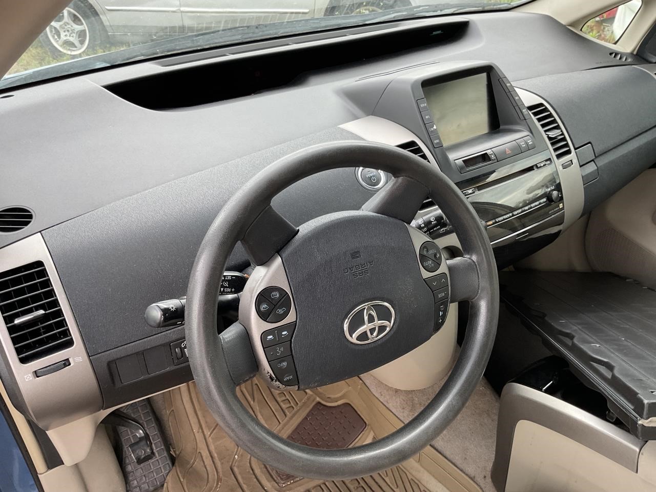 https://f005.backblazeb2.com/file/img-partshotlines-com/Inventory/EX436/Vehicle/12892_06.jpg